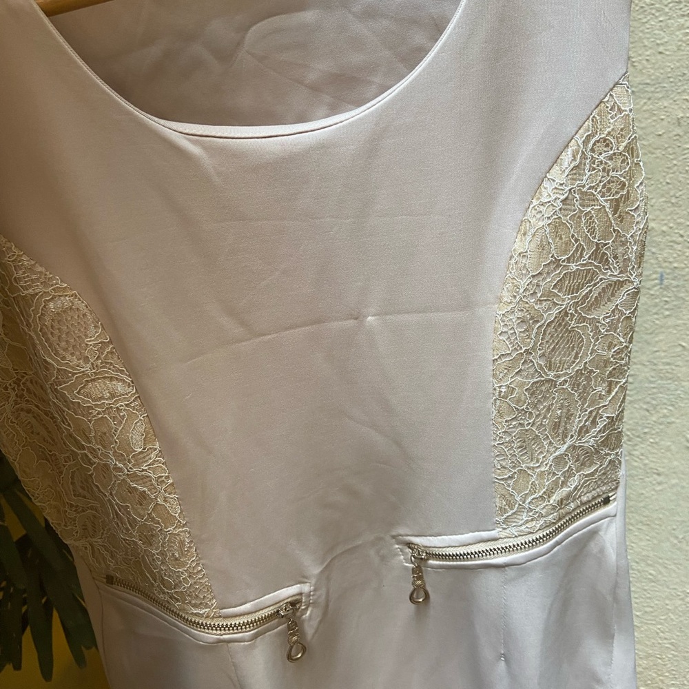 🛍️ Dress. Size - M - Picture 7 of 9